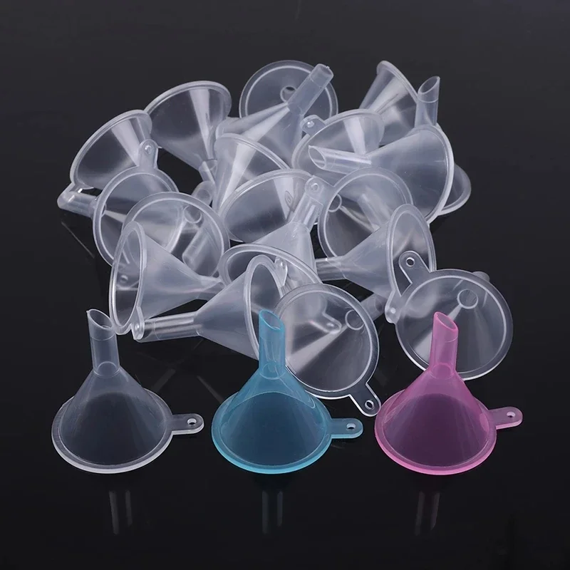 Kitchen Gadgets For Small Kitchens - 100 ピース/ロットプラスチック小さな漏斗香水ミニ液体オイル漏斗キッチンガジェット空ボトルパッキングツール