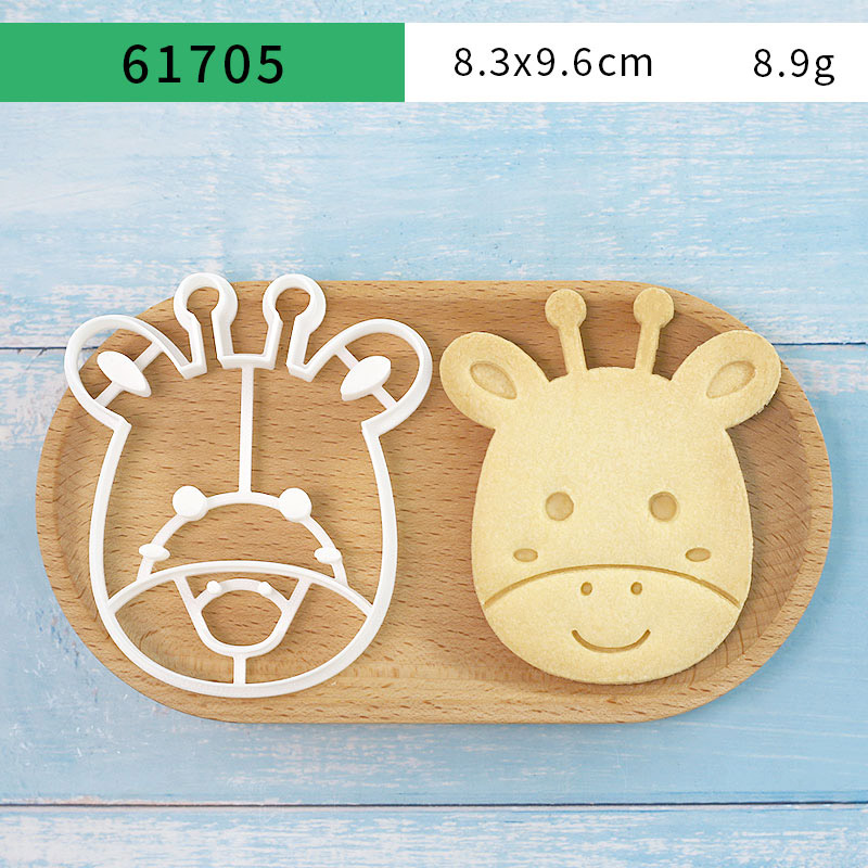 4個入り動物型クッキーカッターセット 3Dキュートなライオン - Kitchen Gadgets Set のレビューと価格